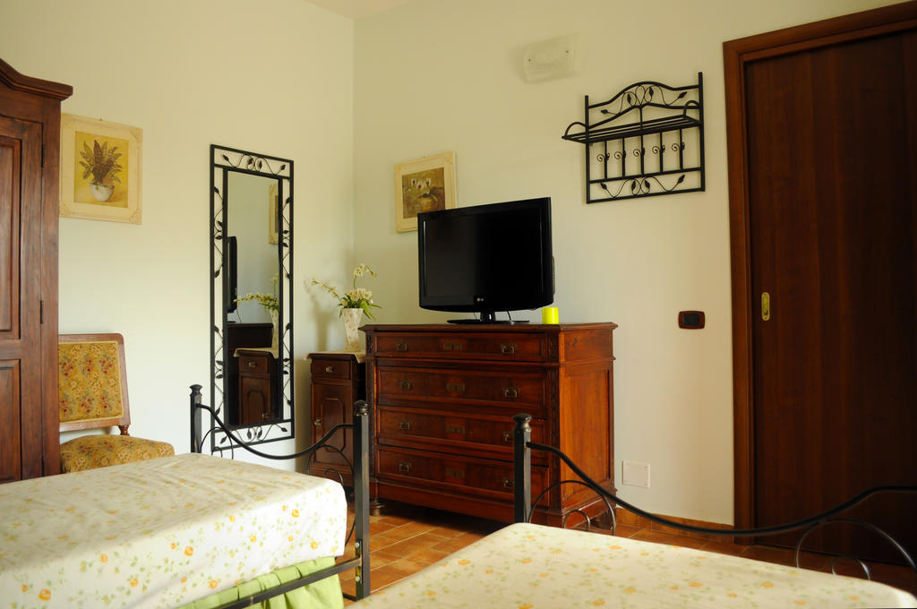 Tenuta Bellaprima Caltagirone Niscemi Bilik gambar