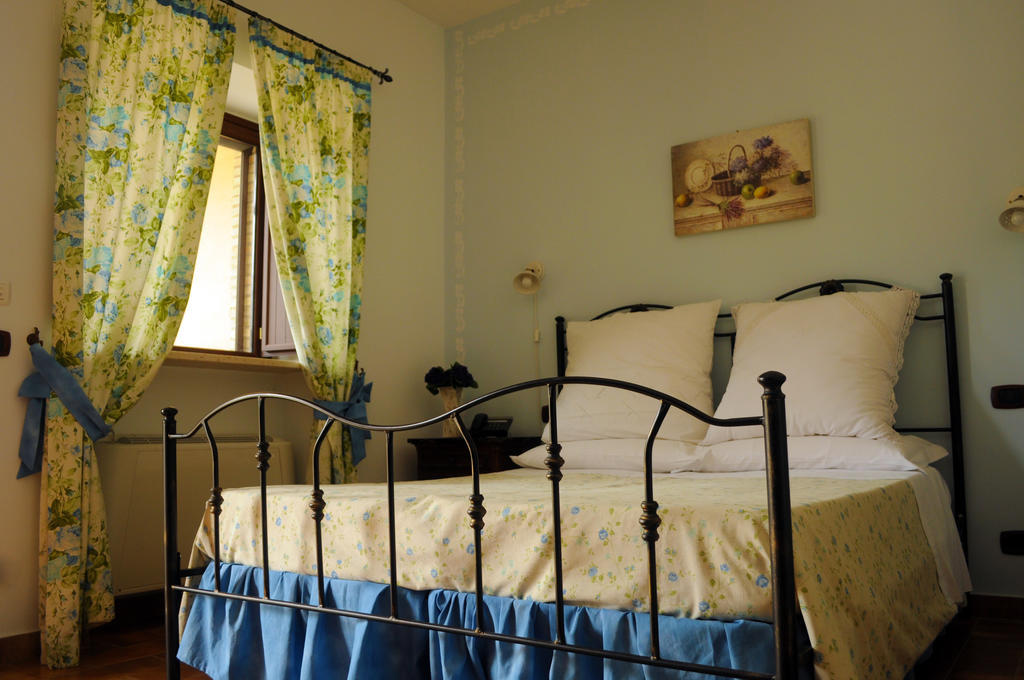 Tenuta Bellaprima Caltagirone Niscemi Bilik gambar